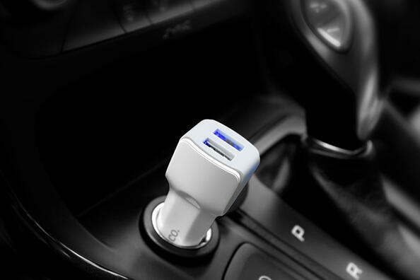 How to choose a car cigarette lighter charger: a complete guide Photo 1