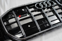 Audi Q8 2018- Front Grille SQ-Style (2018-2023, black with chrome) photo 5
