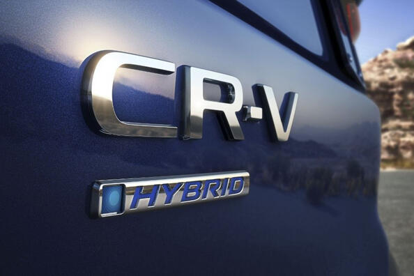 Which hybrid car is better: a selection guide