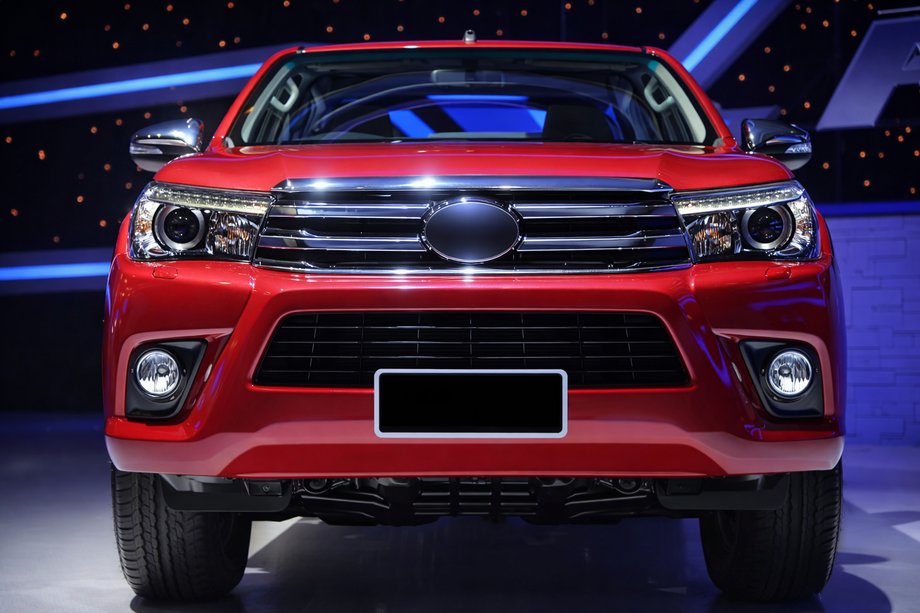 Toyota Hilux 2015- Front OEM Headlights V2 2015-2019 (for Xenon or LED bulb, set of 2) Photo 2