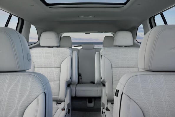 Third-generation Buick Enclave review: a new level of luxury and comfort Photo 6