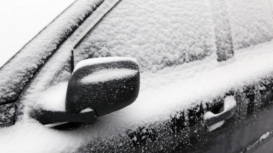 The impact of frost on a car: consequences and precautions