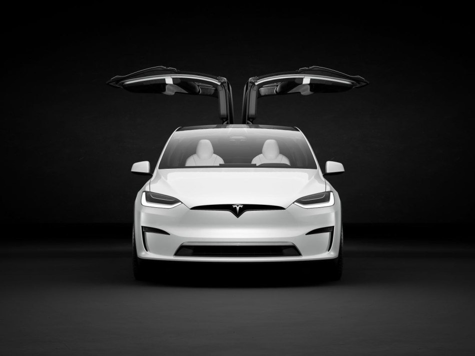 Tesla Model X review: first generation restyling
