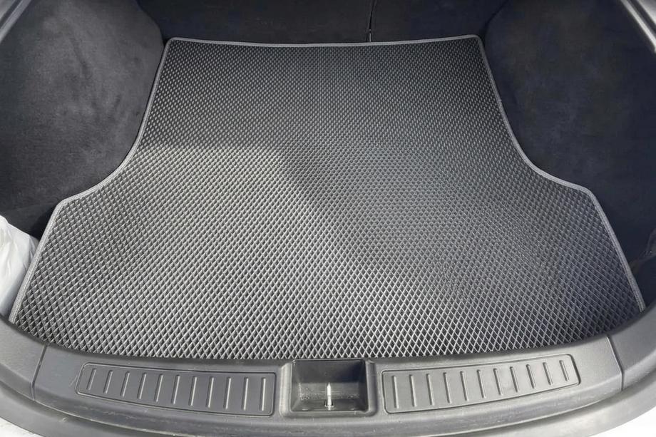 Tesla Model S 2012– Rear trunk EVA mat (2012-2021, Gray) Image