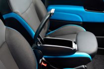 Fiat 500/500L 2013-2022 Armrest (into cup holder) photo 2