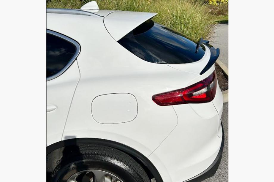 Alfa Romeo Stelvio 2016- Lower Spoiler V2 (2017-2023, Dry Carbon) Image