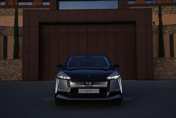 DS N°8: review of the flagship electric crossover