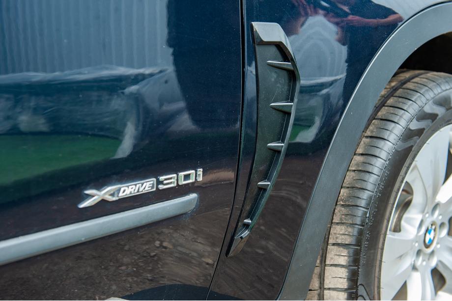 Universal Vent Fender Trim Type-E (Dummy, 2 pcs, Rubber) Photo 2