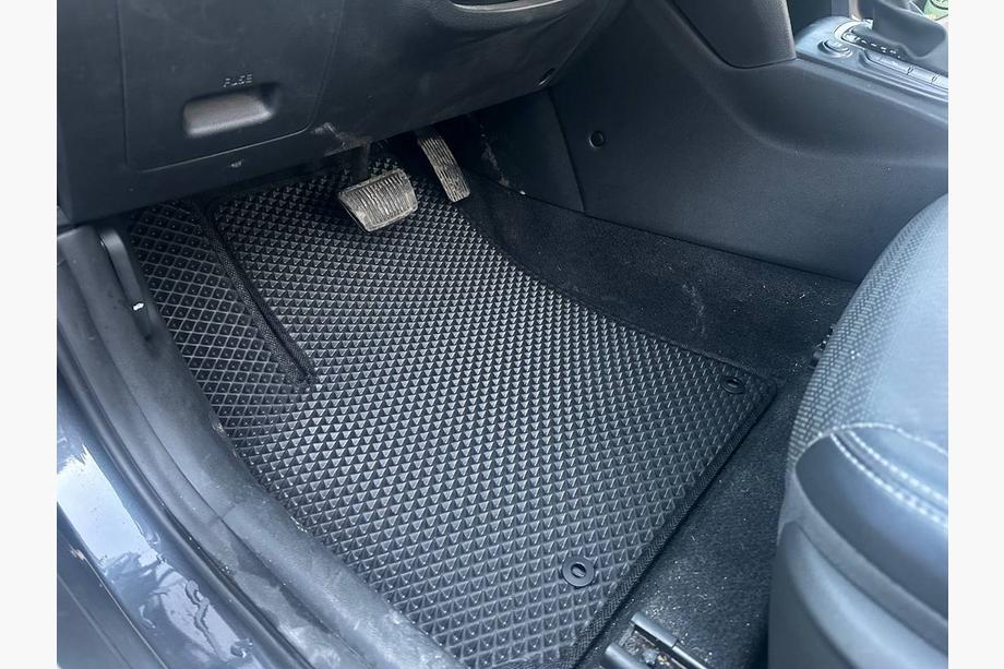Hyundai Kona 2017-2023 EVA Floor Mats (Petrol, Black) Image