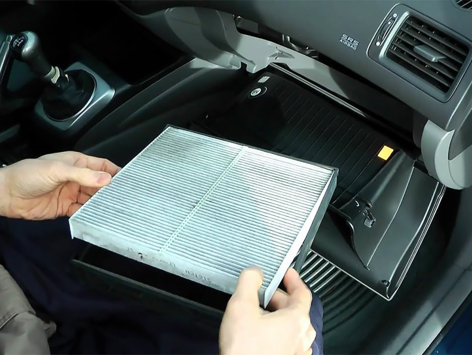 Signs that it’s time to change your car’s cabin filter