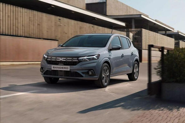 Dacia Sandero: review of the compact hatchback