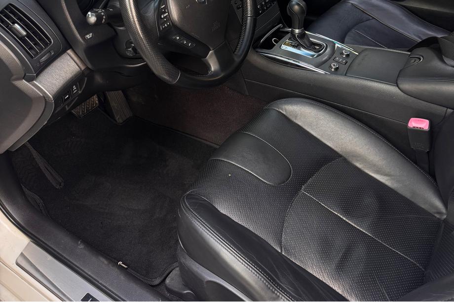 Infiniti G25/G35/37 (V36/CV36) 2006-2015 Textile Floor Mats Premium (G37 X, SD, Black) Image