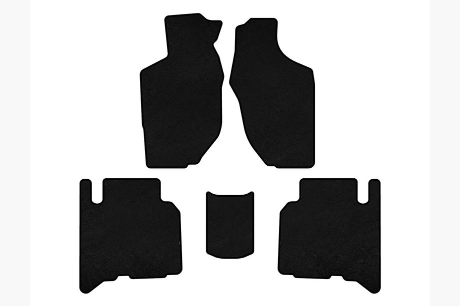 Opel Frontera 1998-2003 Textile Floor Mats Classic (5-door, Black) Image