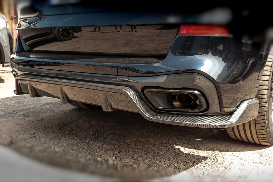 BMW X5 G05 2019–2026 Rear Bumper Diffuser V2 (2018-2022, Real Carbon) Image