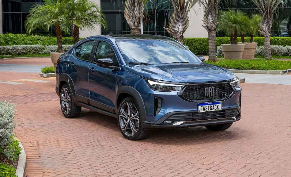 Fiat Fastback cross-coupe review