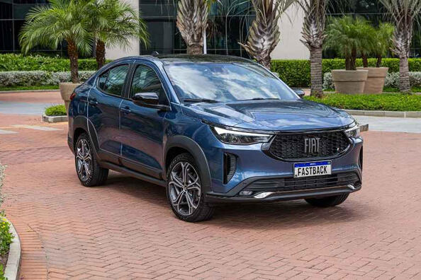 Fiat Fastback cross-coupe review