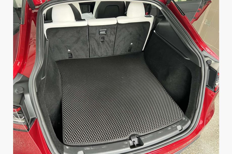 Tesla Model Y 2020- EVA Trunk Mat (2020-2024, Black) Photo 2