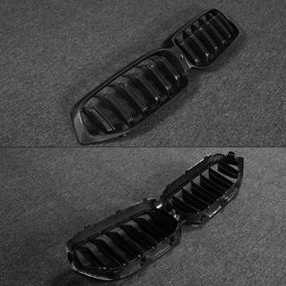 M-Look V1 Kidney Grilles (2020-2023, Carbon) photo 2