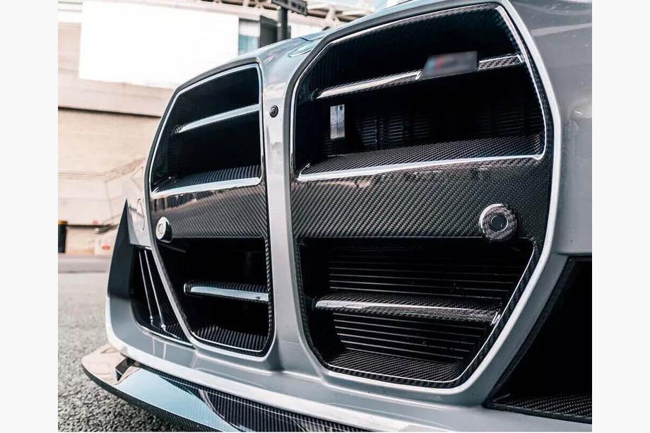 BMW 4 Series G22/23/26 2020- V4 Kidney Grilles (for G82/G83, Carbon) Photo 3