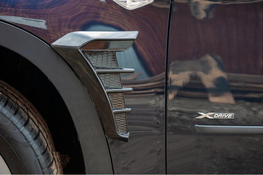 Universal fender vent covers Type-D (dummy, 2 pcs) Photo 1