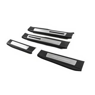 Illuminated door sill plates (4 pcs) Toyota Land Cruiser 300 2021- photo 1