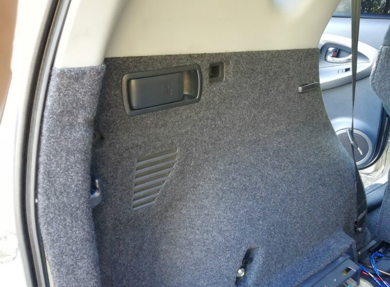 Car carpet: we understand the pros and cons