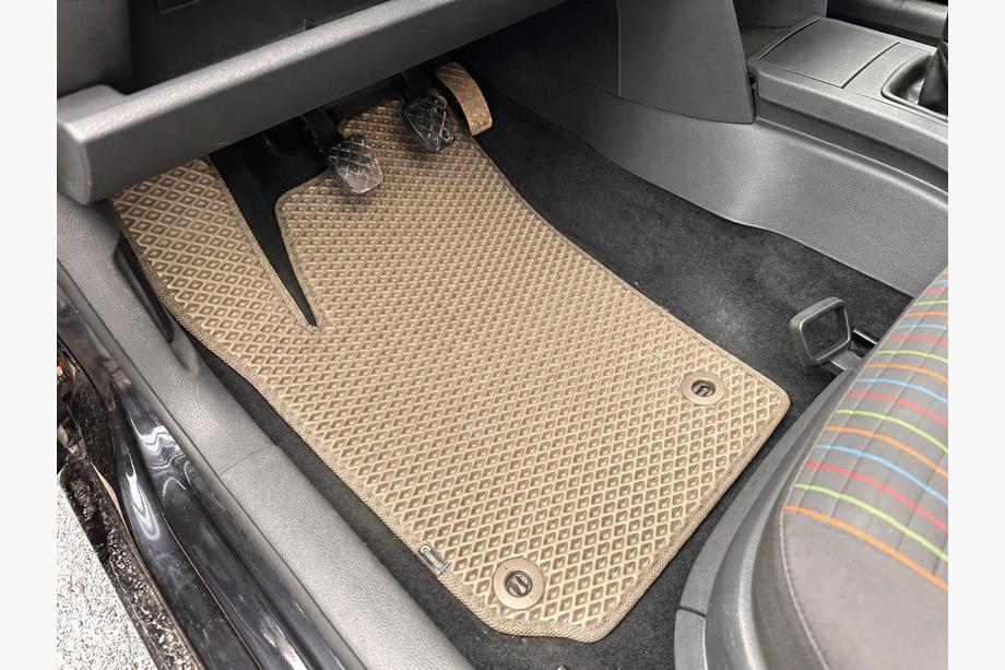 Volkswagen Polo 2001-2009 EVA Floor Mats (HB, 3/5-Door, Beige) Image