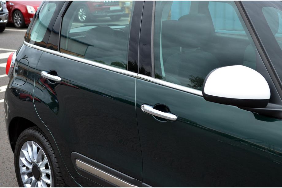 Fiat 500/500L 2013-2022 Window Trim Molding (6 pcs, Stainless Steel) Image