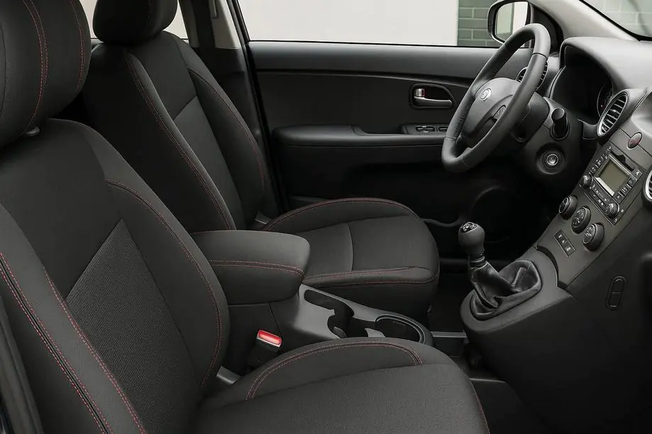 Kia Carens 1999-2012 Eco-leather Car Seat Covers Brothers Premium (5 seats, 2006-2012) Image