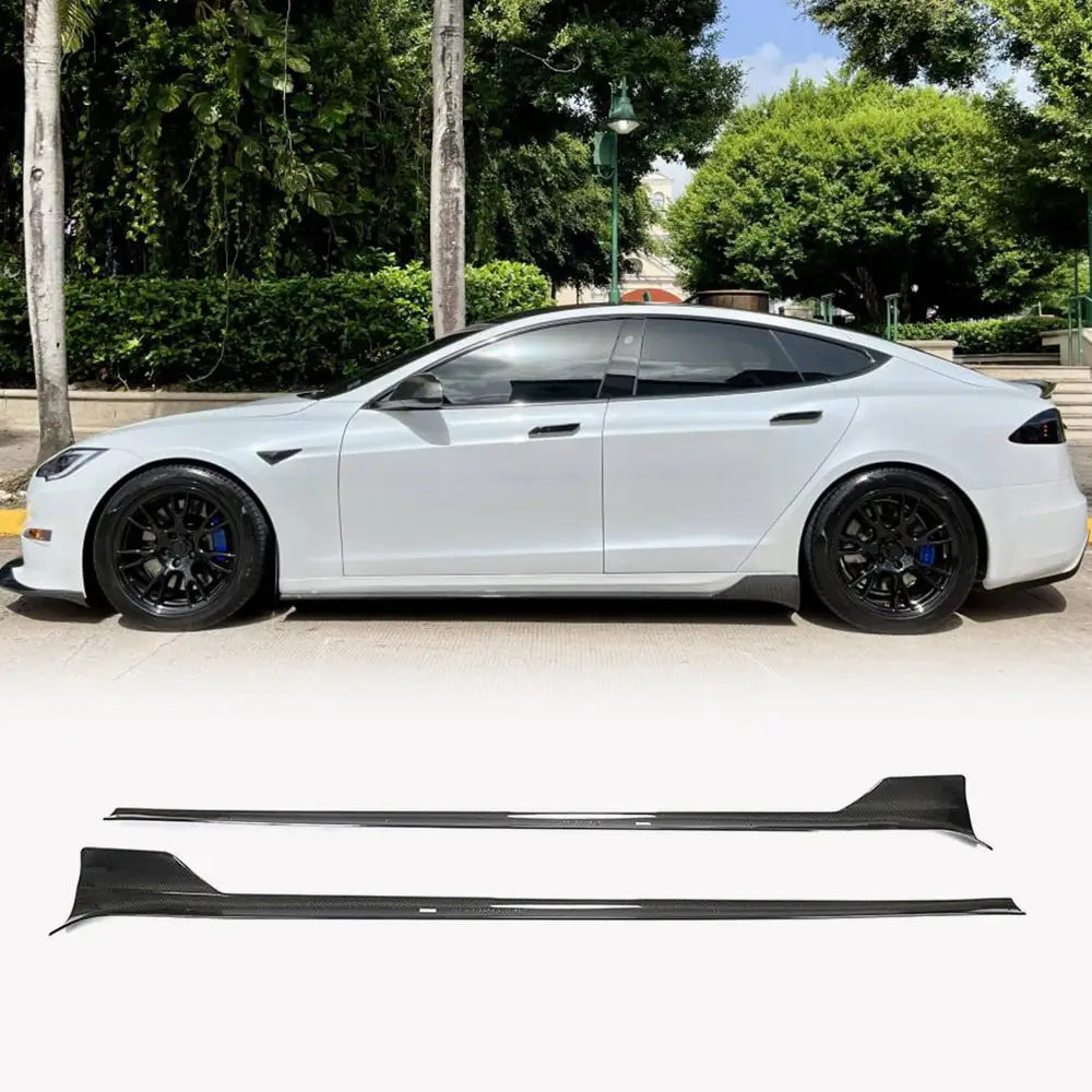 Door Sill Covers (2021+, Carbon) photo 1