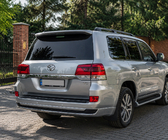 Toyota Land Cruiser 200 2007-2021 Rear trim with chrome 2016↗ (Executive 2019/2021) White photo 4