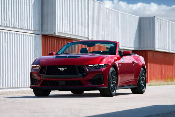 Review of the seventh generation Ford Mustang Convertible