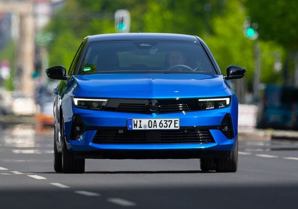 Opel Astra L Electric 2023: electric car review