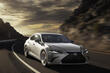 Lexus ES: review of the business class sedan photo 1