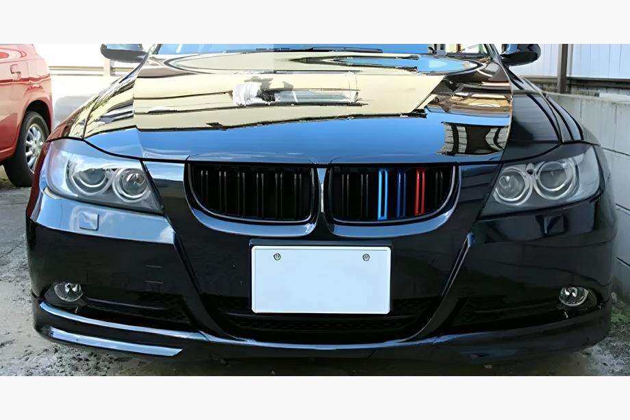 BMW 3 Series E90/E91 2005-2011 Kidney Grilles M-Look (for E-90/91 2005-2008, M-Color) Image