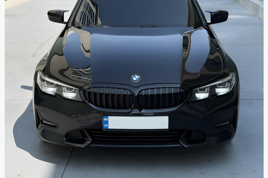 BMW 3 Series G20/G21 2018- Kidney Grilles 1 Bar (2018-2022, Gloss Black) Image