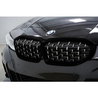 Diamond Silver Kidney Grilles (2018-2022, black trim) photo 1