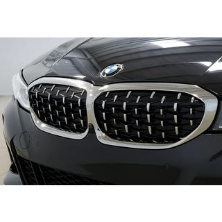 Diamond Silver Kidney Grilles (2018-2022, Chrome Trim) photo 1