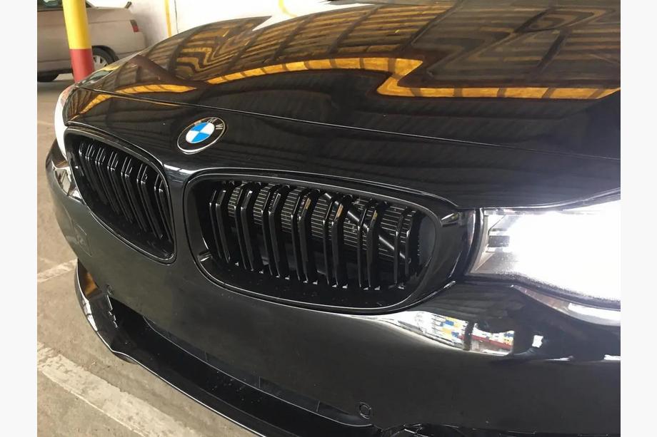 BMW 3 Series F34 2013–2020 M-Look Kidney Grilles (for F34, Gloss Black) Image