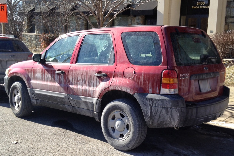 Consequences of a dirty car body: what happens if you don’t wash your car for a long time?