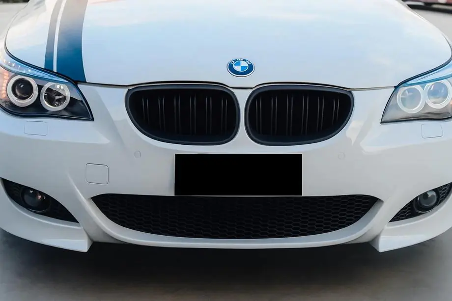 BMW 5 Series E60/E61 2003-2010 Kidneys M-Look (black matte) Image