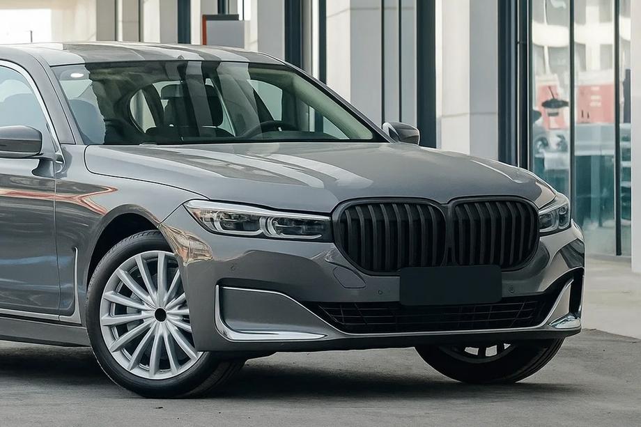 BMW 7 Series G11/G12 2015-2022 Kidney Grilles 1 Bar (2019-2022, Matte Black) Image