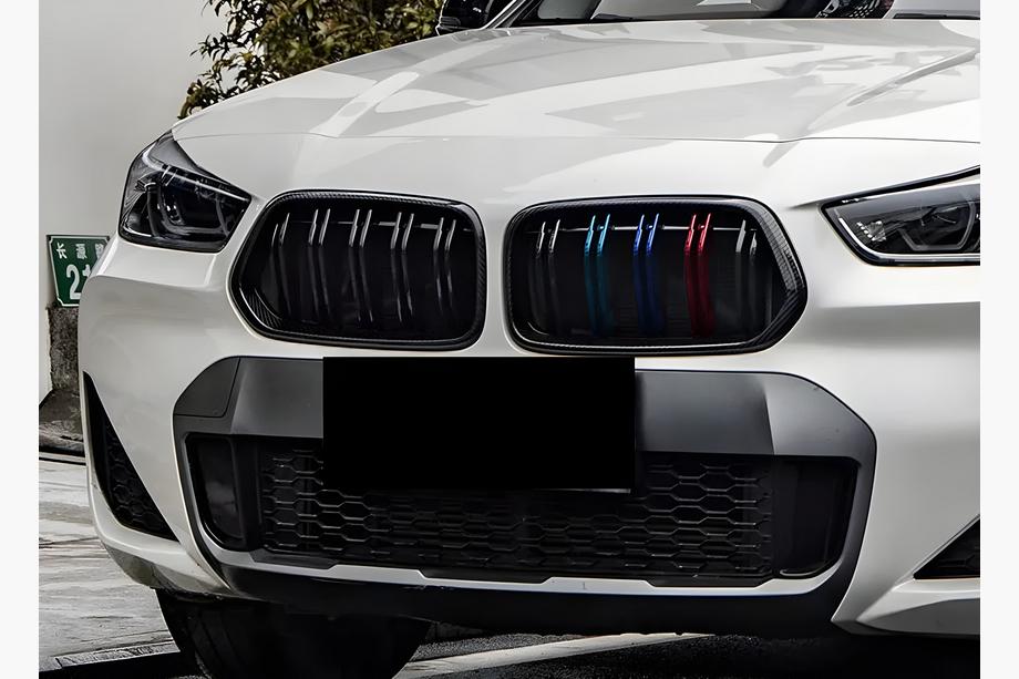 BMW X2 F39 2018-2023 Kidney Grilles M-Look (M-Color) Image