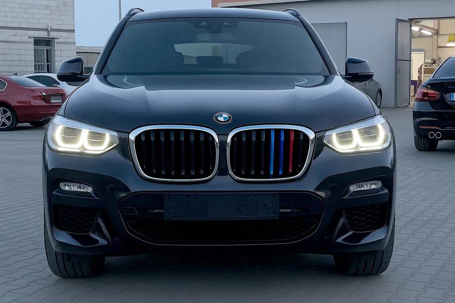 BMW X3 G01 2018- Kidney Grilles 1 Bar (2018-2021, M-Color with Chrome Trim) Photo 1