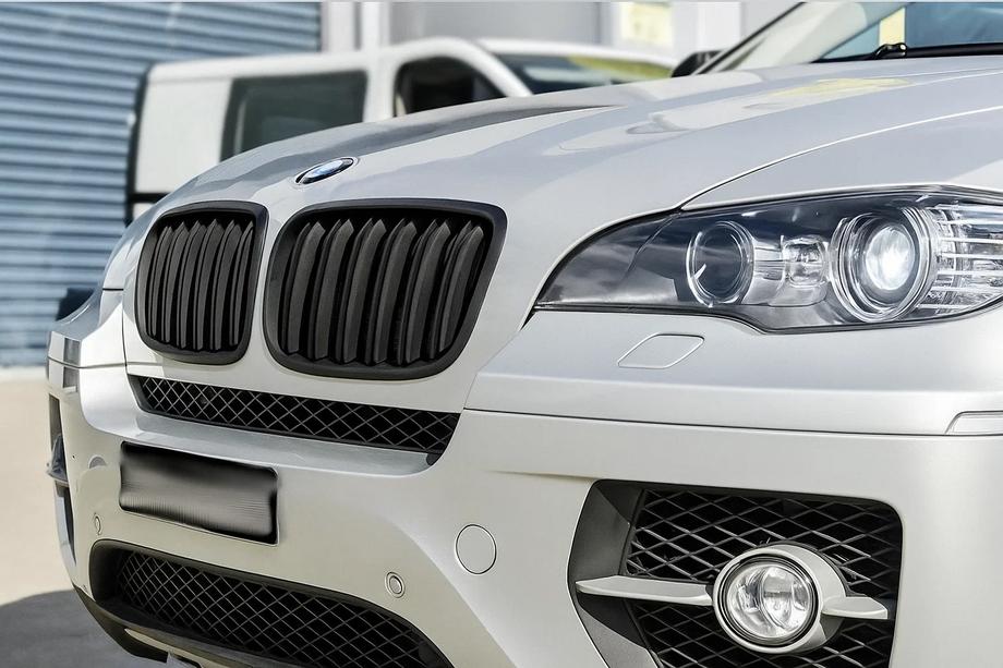 BMW X5 E70 2007-2013 Kidneys M-Look (black matte) Image