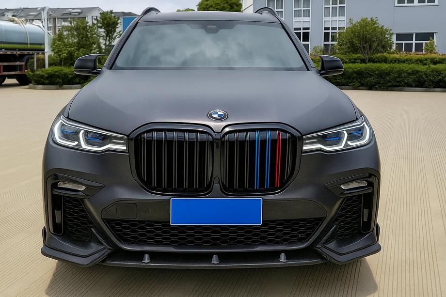 BMW X7 G07 2019- Kidney Grilles M-Look (2019-2022, M-Color) Image