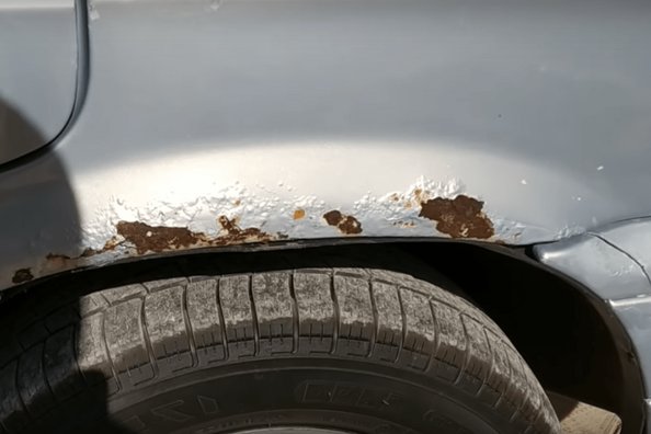 How dangerous are «mushrooms» on the body of a car?