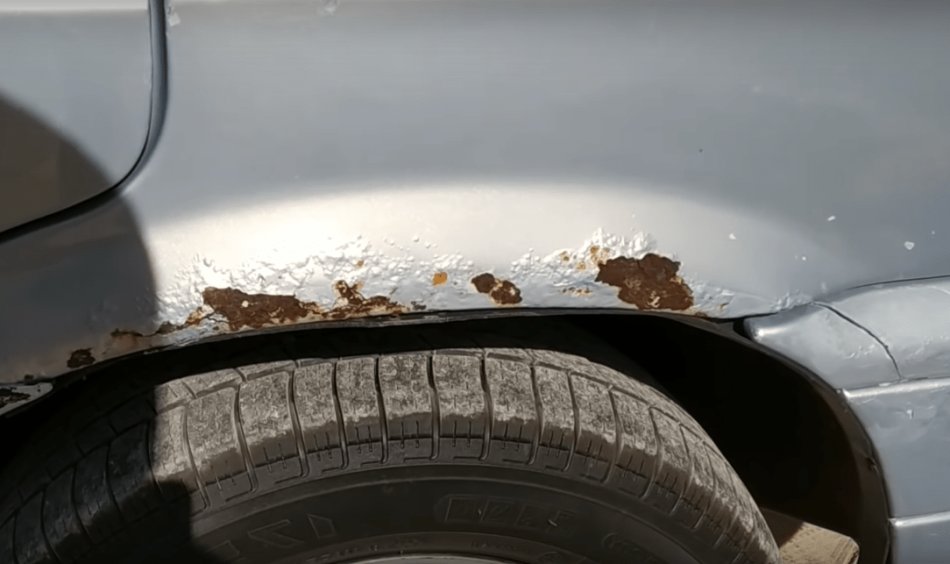 How dangerous are «mushrooms» on the body of a car?