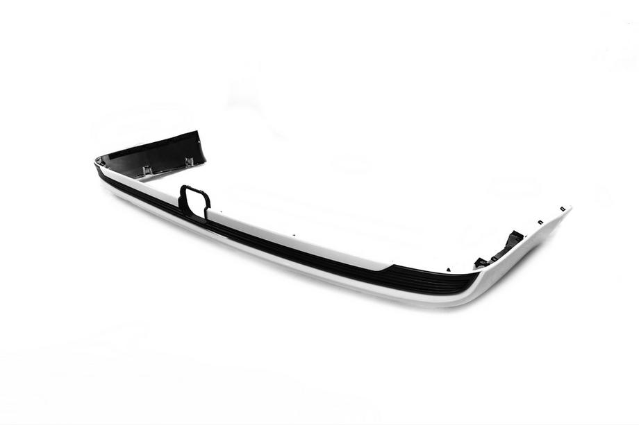 Toyota Land Cruiser 200 2007-2021 Rear valance without chrome 2016↗ (Executive 2019/2021, for towbar) Black Photo 9