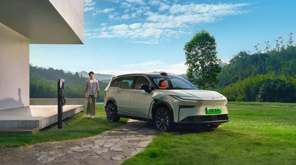 Review of the Toyota bZ3X electric crossover